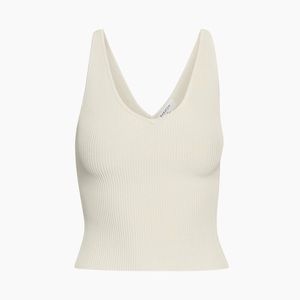 ARITZIA BABATON SCULPT KNIT V NECK TANK MATTE PEARL